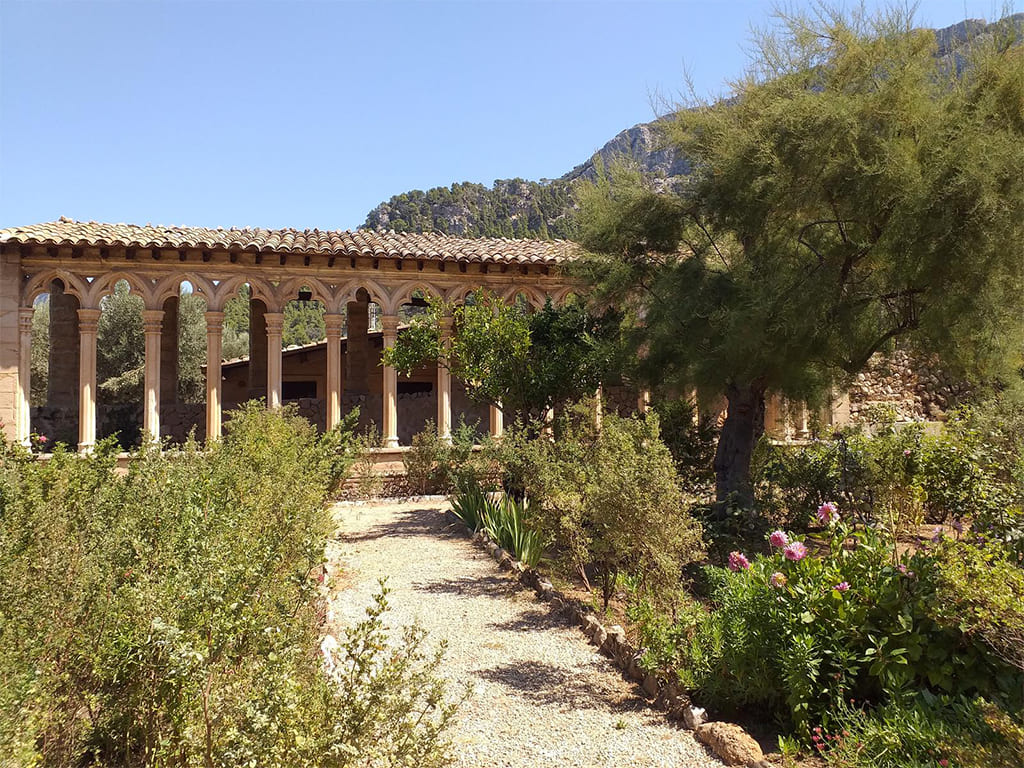 petitdeia-mallorca-monasterio-miramar5